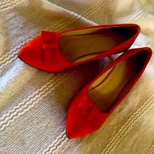 Used Orange sueded kitten heel